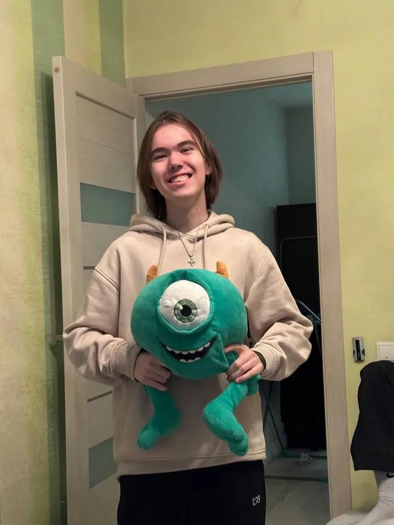 Valve正在积极改善反作弊系统，Counter-Strike 2： VACnet 3.0 - Gabe Follower