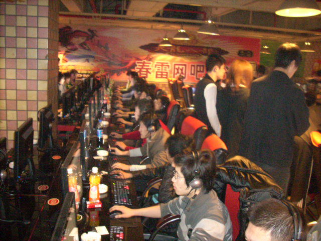 Spirit 击败 FURIA Esports 以晋级 PGL Astana 2025 决赛